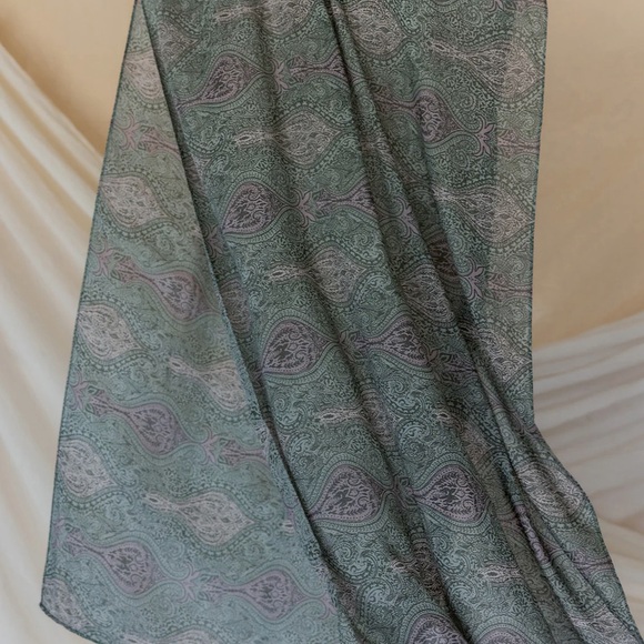 ISO ANY VELA SCARVES PRINTS - Picture 2 of 3